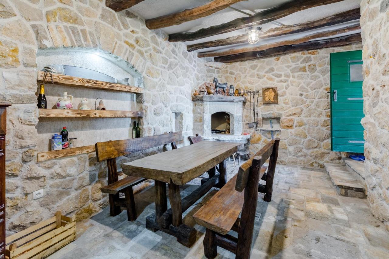 Holiday Home Rustic Kraljici Zewnętrze zdjęcie